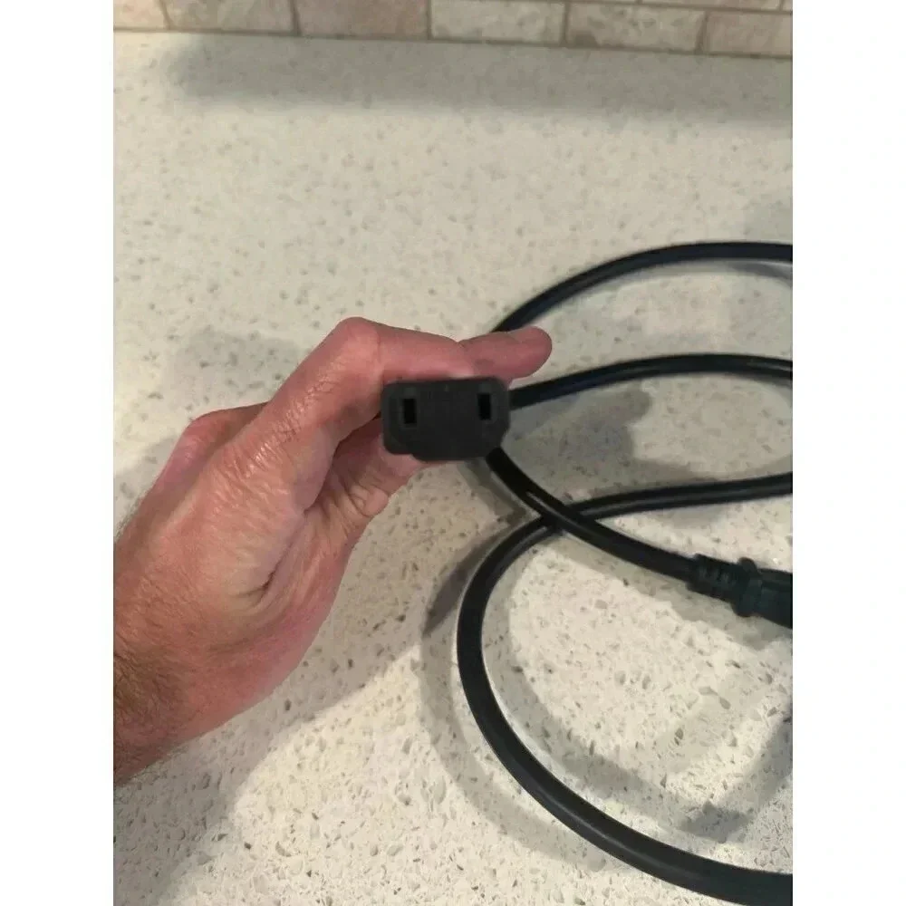 Volex VAC17S cable ‎ (g2)